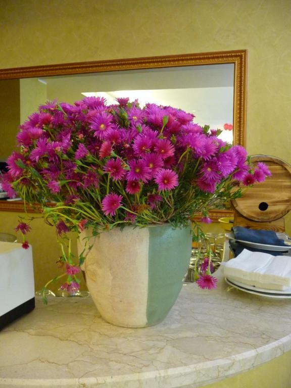 Agriturismo Biologico Corte Aragonese Santa Maria di Licodia Bagian luar foto
