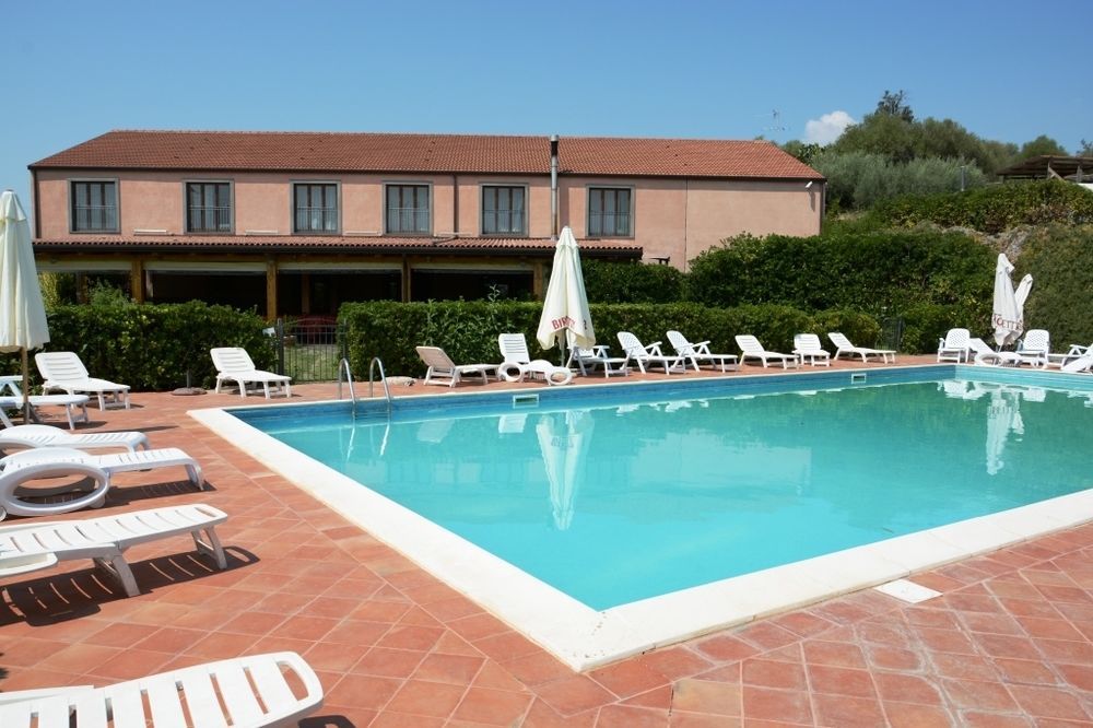 Agriturismo Biologico Corte Aragonese Santa Maria di Licodia Bagian luar foto